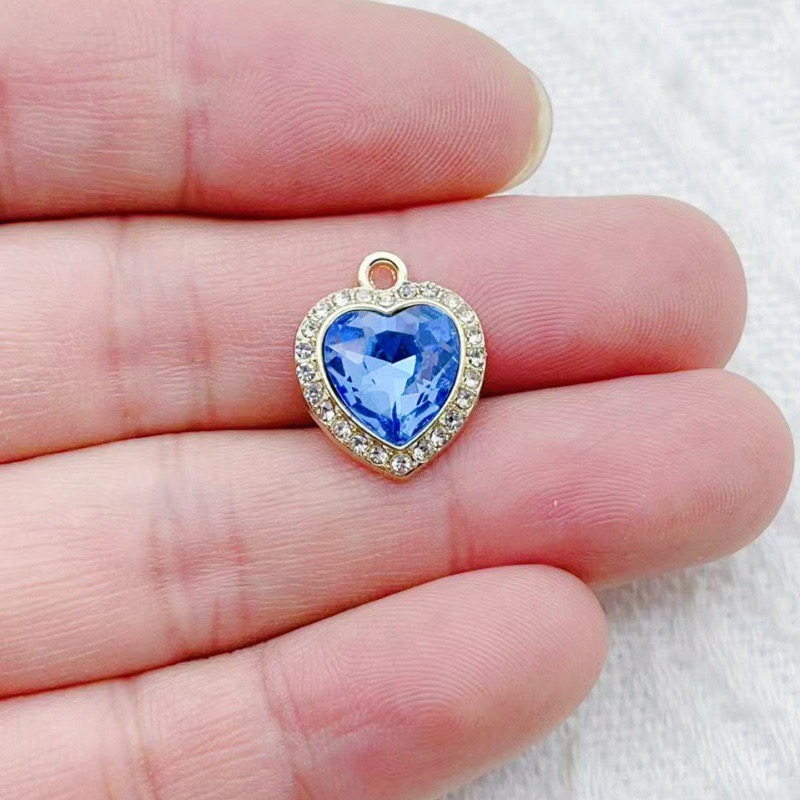 10개 하트 모양의 화려한 보석 펜던트, 신선한 스타일 - Jewelry Making Party 리뷰 및 가격