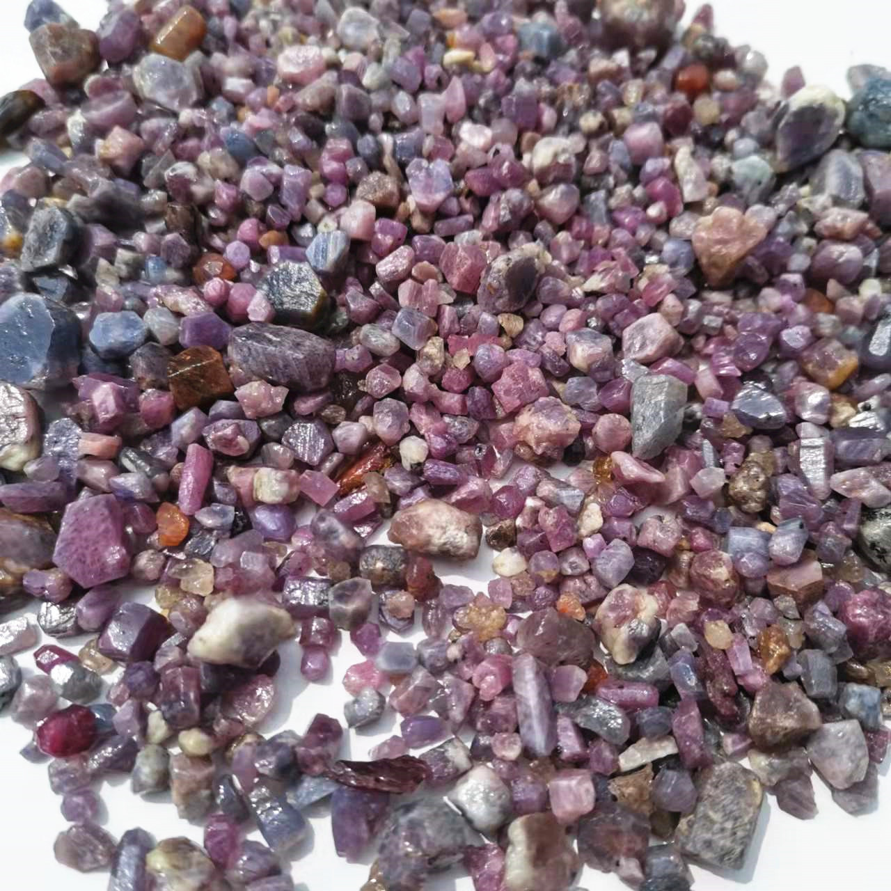 주얼리 제작용 천연 천연 커런덤 스톤, 거친 미네랄 크 - Jewelry Making Raw Materials 리뷰 및 가격